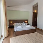 Pansion Epetium Casa de hóspedes 3*