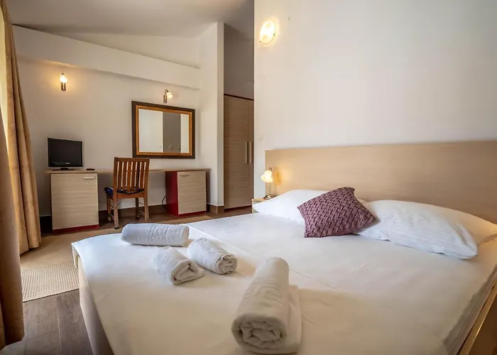 Pansion Epetium Gostinjska kuća 3*