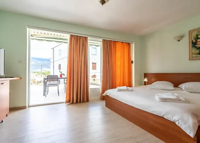 Pansion Epetium Gostinjska kuća 3*