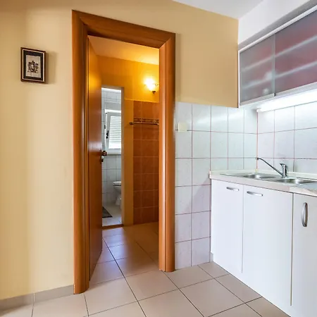 بيت ضيافة Pansion Epetium 3*