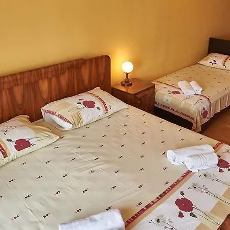 Guest house Pansion Epetium 3*